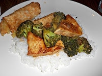 Tofu with Garlic and Broccoli: Meatless Monday