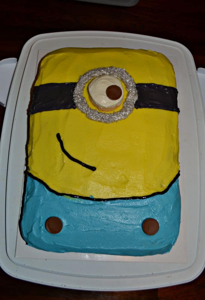 Despicable Me Cake! - Decorated Cake by Peggy Does Cake - CakesDecor