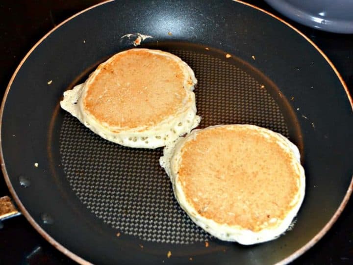 Savory Moments: Old-fashioned cornmeal griddle cakes